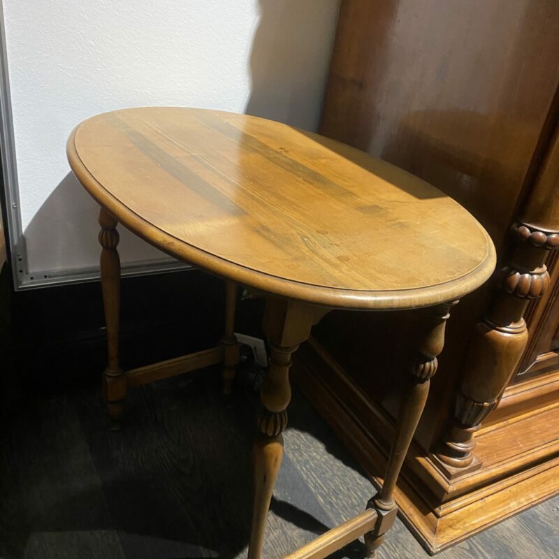 Table d'apoint Merisier