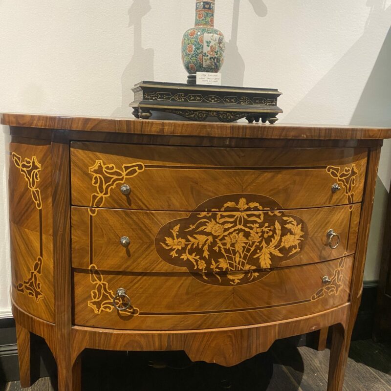 Commode de Marquetée