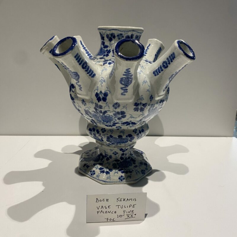 Vase tulipe Boch Keramis