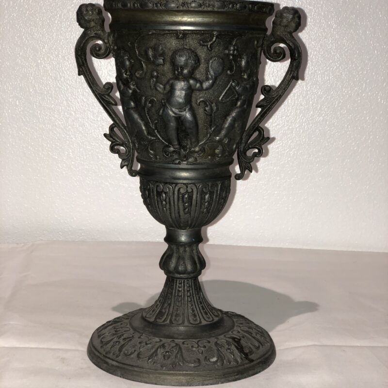 Coupe étain style baroque