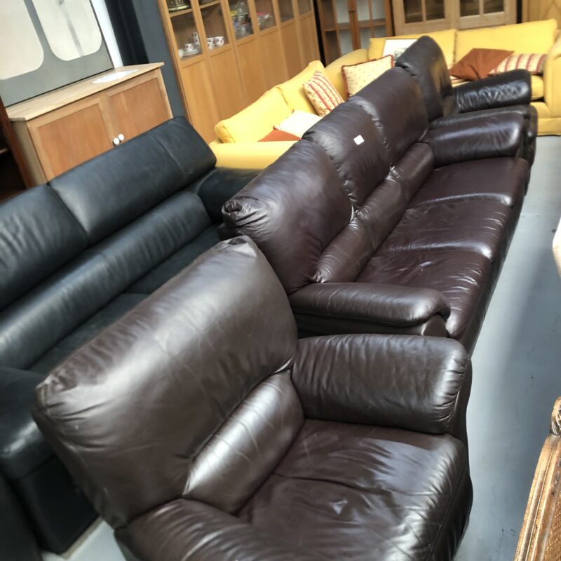 Salon cuir 3+1+1