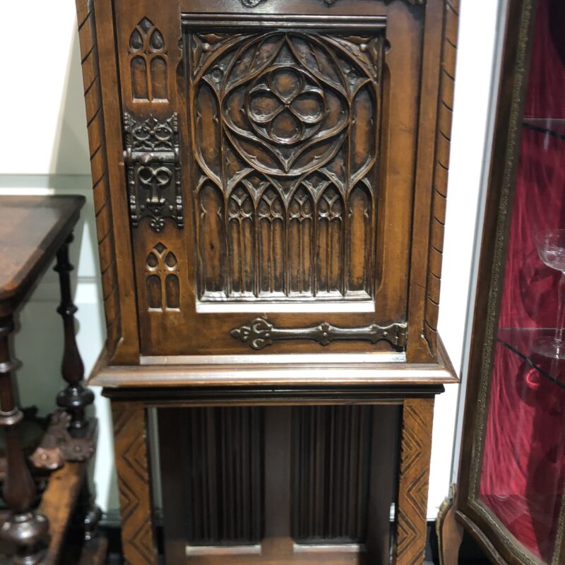 meuble de sacristie Ancien