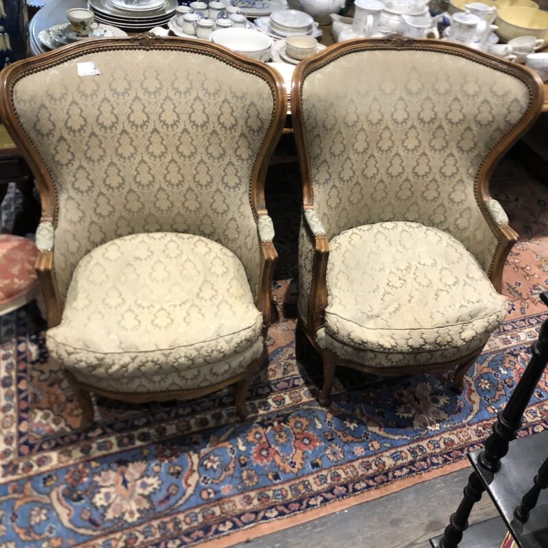 Paire de bergères. Style Louis XV . Début XXe