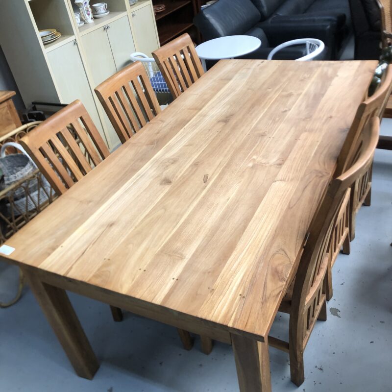 table avec 6 chaises teck