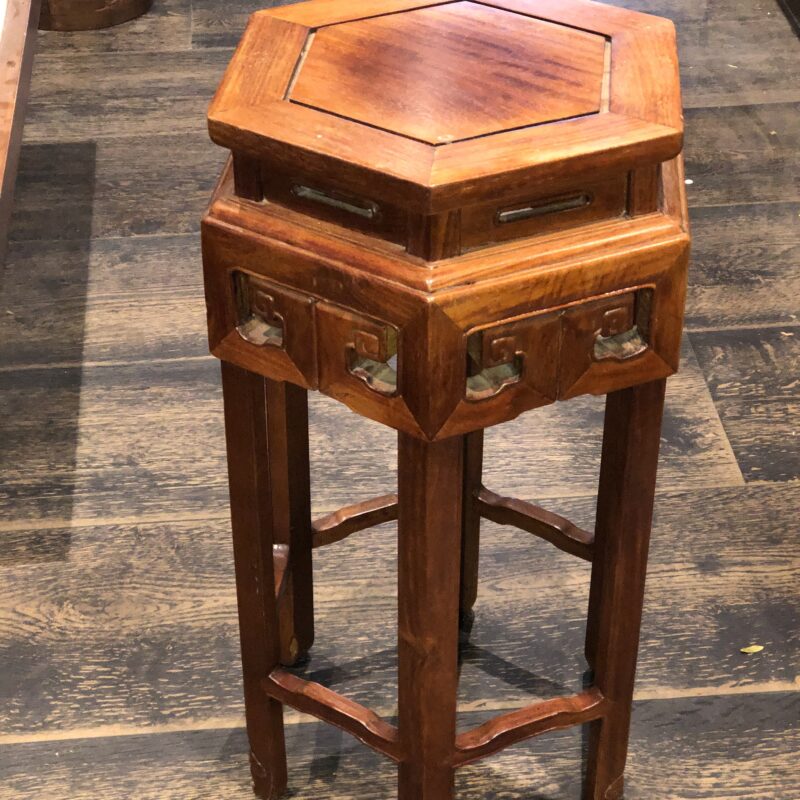table en bois sculpte asiatique