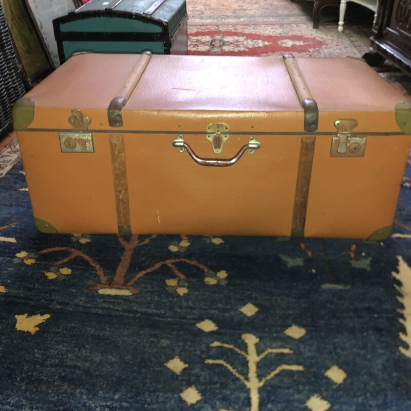 Ancien grand valise