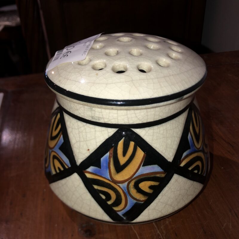 Pique-fleurs.Céramique A.M.C Art Deco