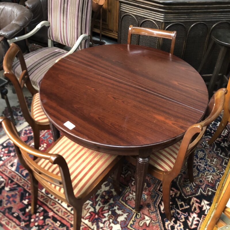 table et 4 chaises merisier