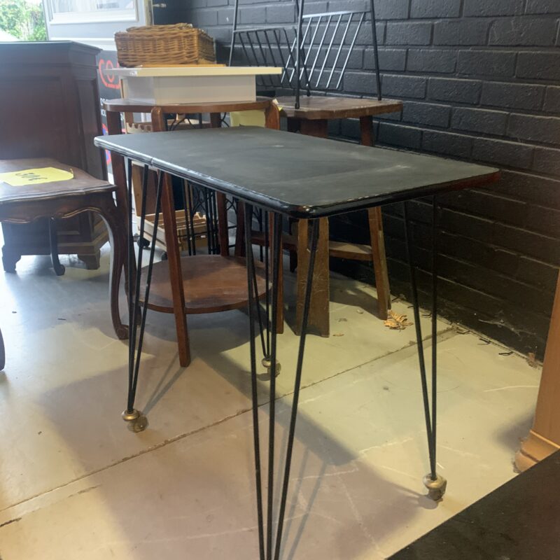Table à roulettes