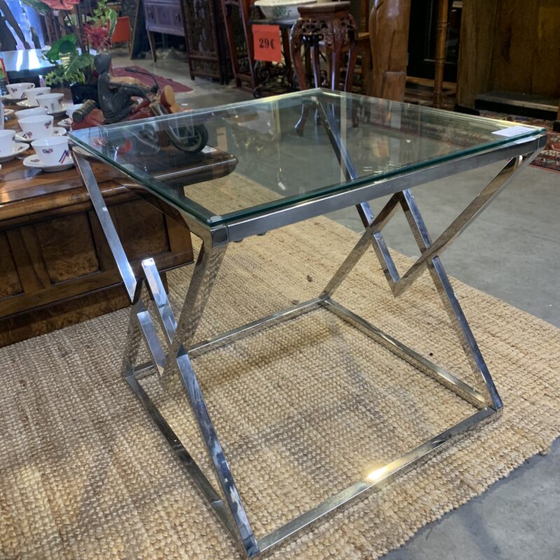 Table carrée verre et inox