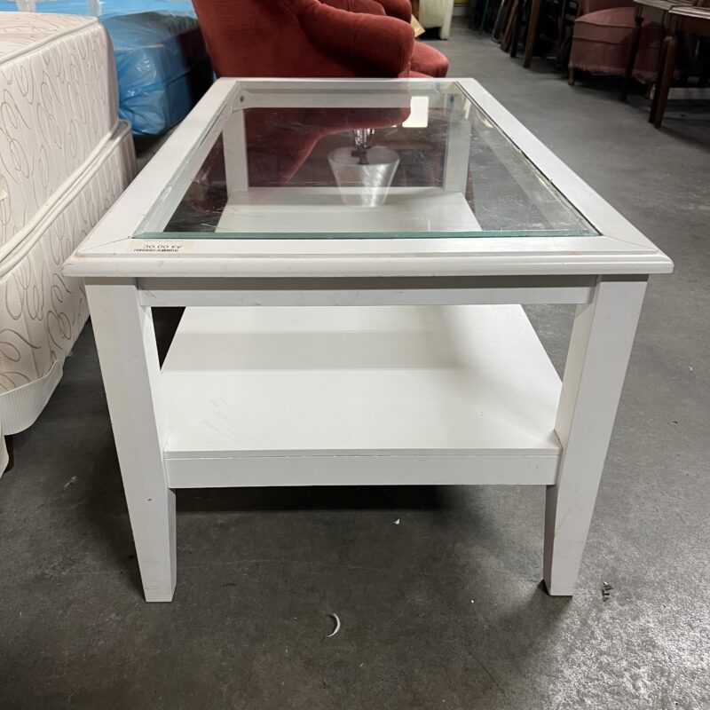 Table salon blanc carré