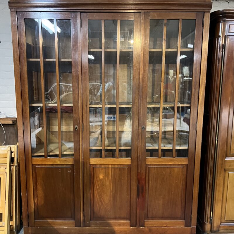 Armoire en bois