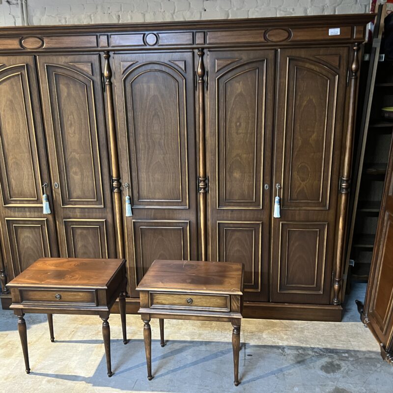 chambre à coucher complète 5 portes