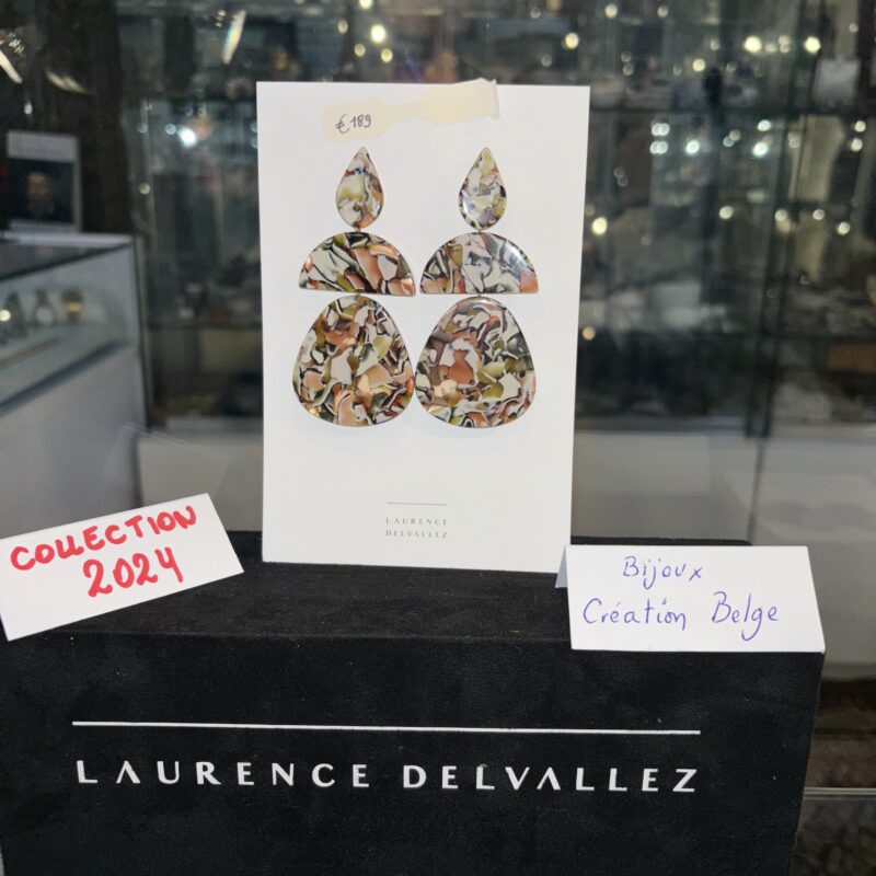 Bijoux. Boucle d’oreille. Laurence Delvallez