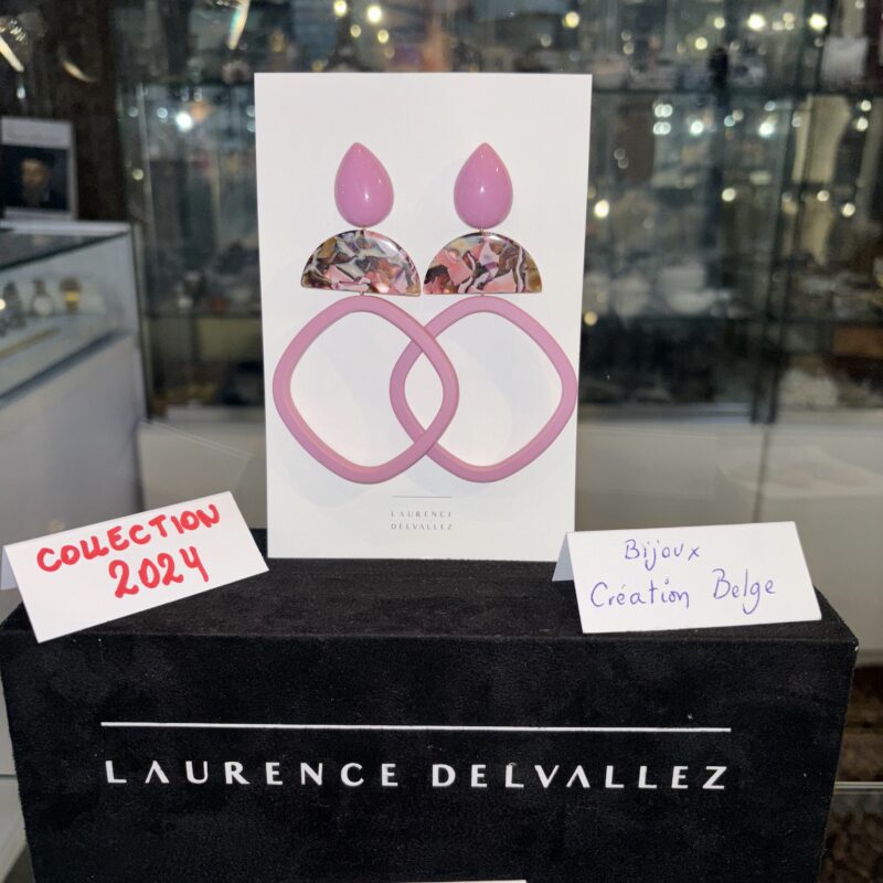 bijoux. Boucle d’oreille. Laurence Delvallez