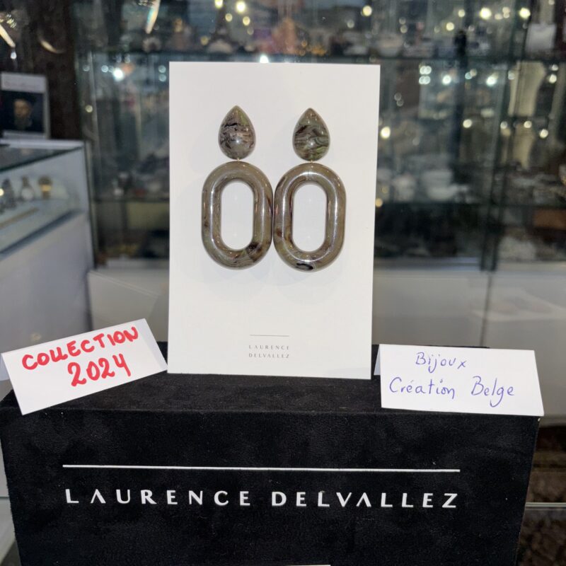 bijoux. Boucle d’oreille. Laurence Delvallez