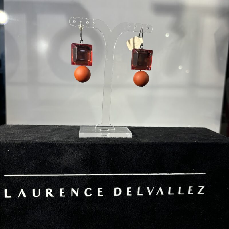 Bijoux. Boucle d’oreille. Laurence Delvallez