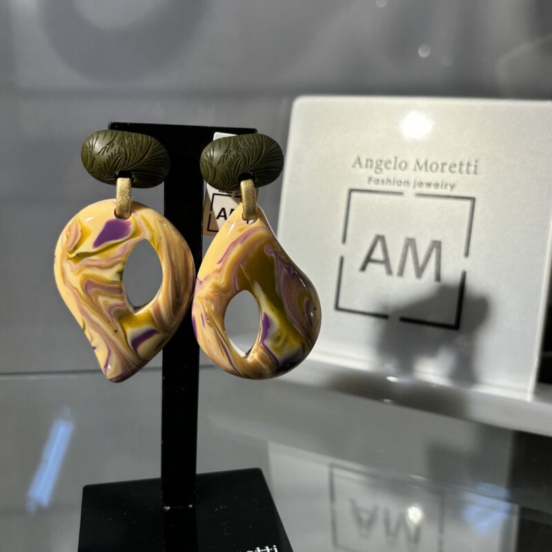 Bijoux. Boucle d’oreille. Angelo Moretti