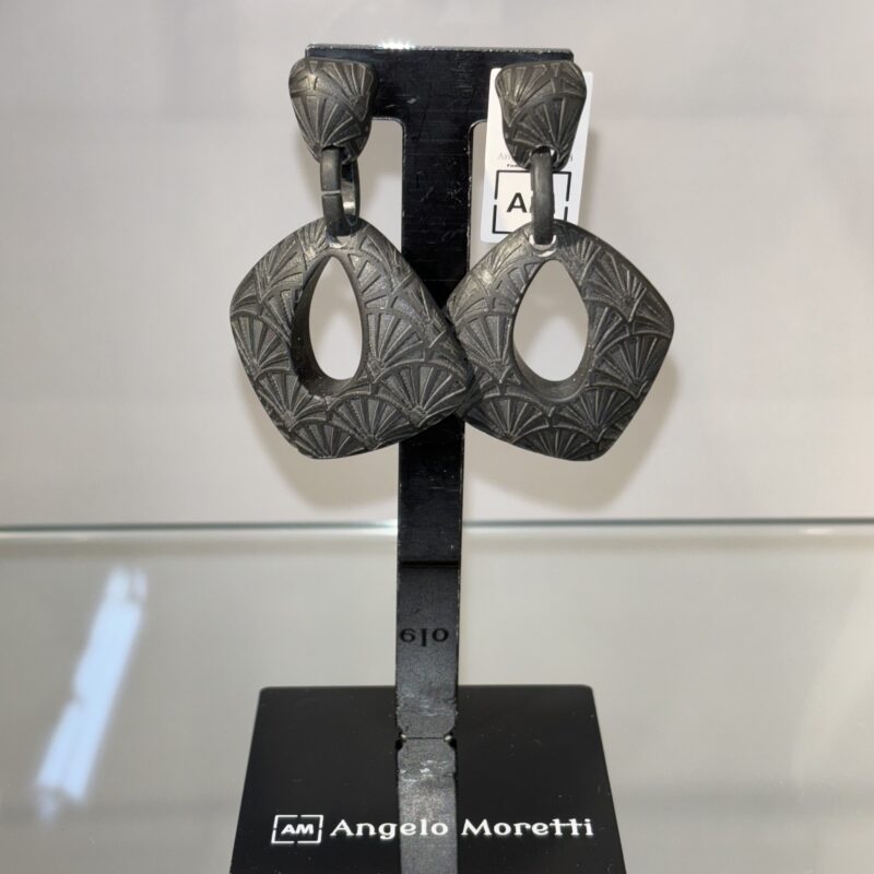 Bijoux .boucle d’oreille. Angelo Moretti