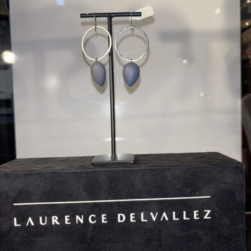 Bijoux. Boucle d’oreille. Laurence Delvallez