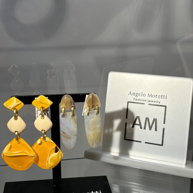 Bijoux .Boucle d’oreille . Angelo Moretti