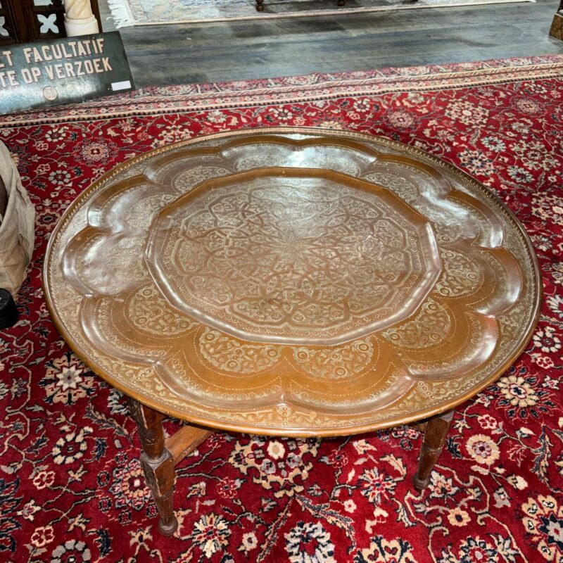 Table bas orientale