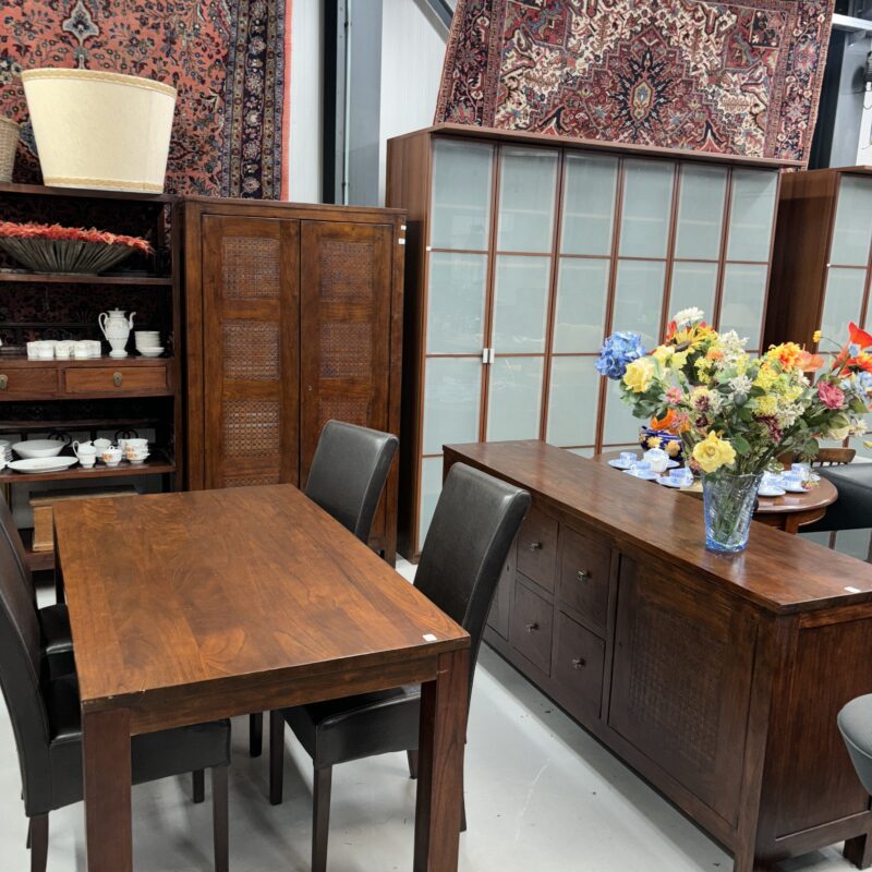 Ensemble salle à manger