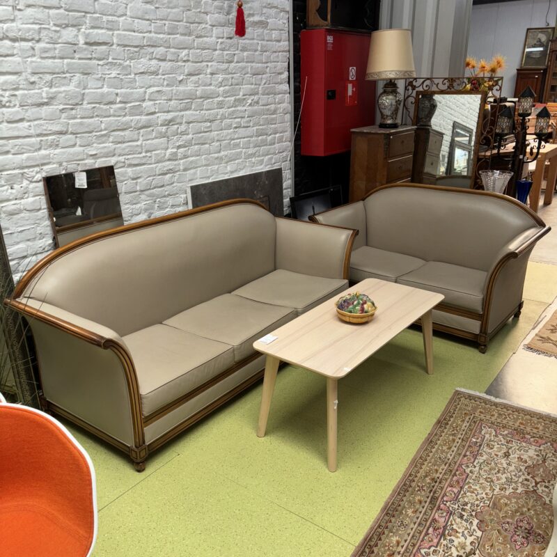 Salon 3+2 en cuir beige et bois massif